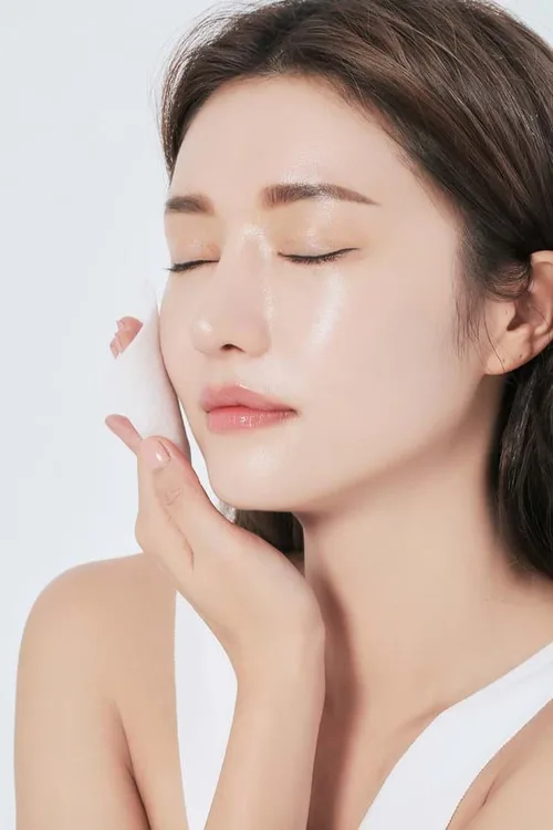 Sai lầm khi dùng sữa rửa mặt để tẩy trang