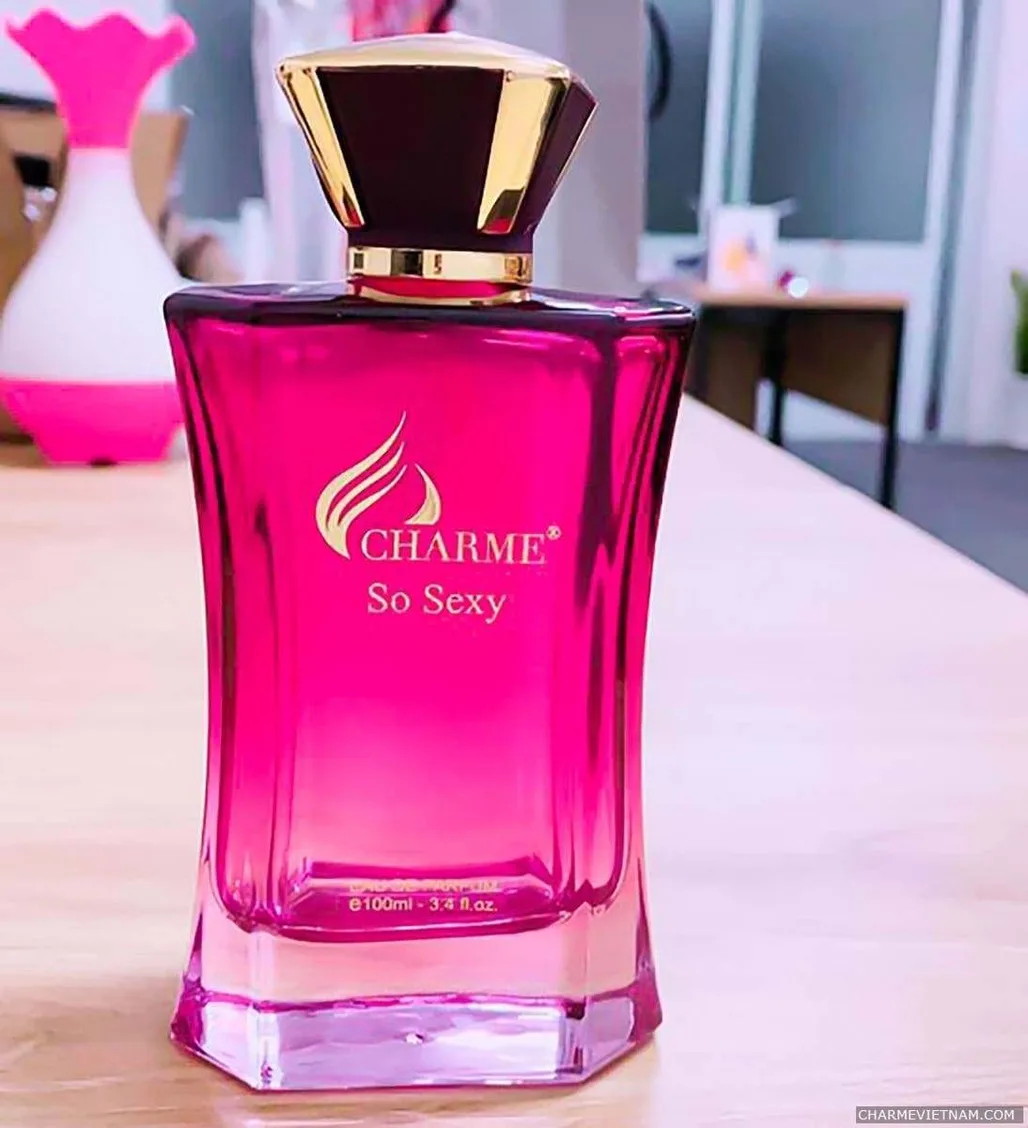 Charme So Sexy mang đến một mùi hương tươi mát và sảng khoá