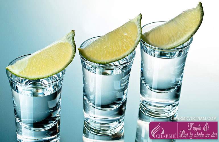 Rượu Vodka xạ hương
