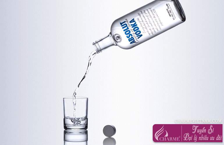 Rượu Vodka xạ hương