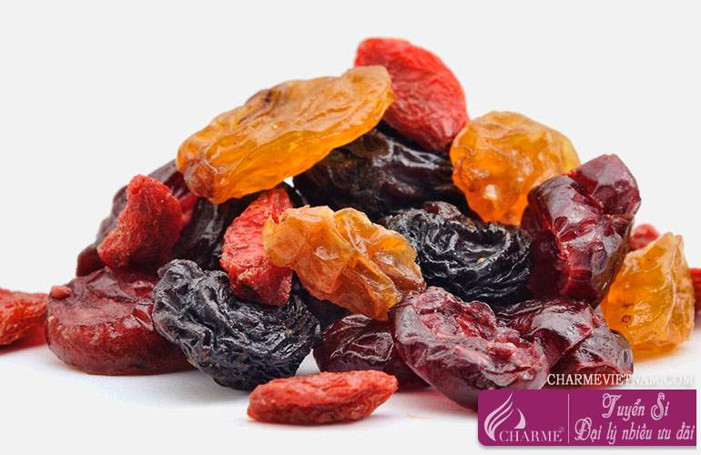 Trái cây sấy khô